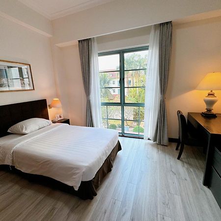 Diamond Westlake Suites Hanoi Luaran gambar