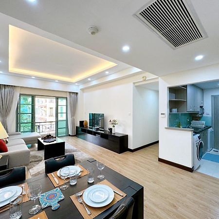 Diamond Westlake Suites Hanoi Luaran gambar